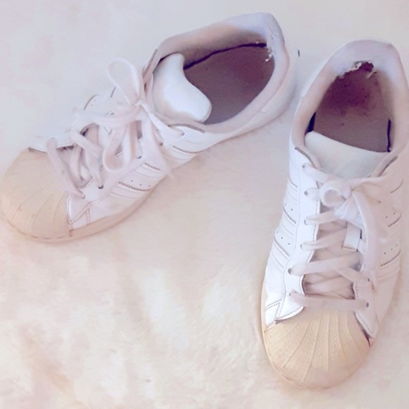 ADIDAS SHELL TOE SUPERSTAR SNEAKERS | WOMEN'S 8 MENS 6.5| WHITE ON off white - Picture 5 of 8